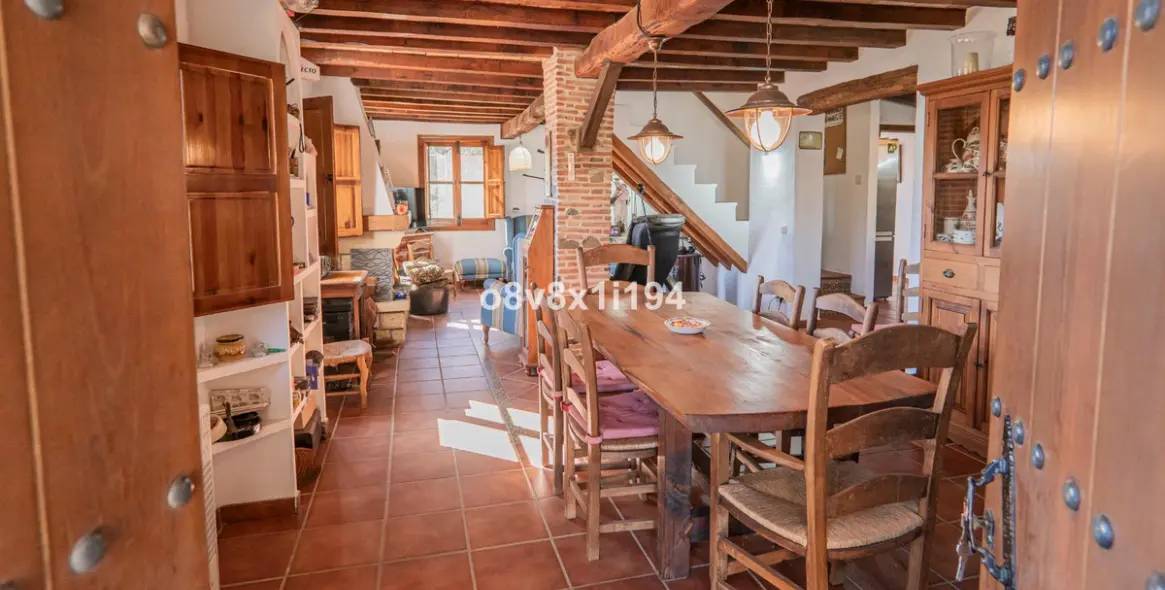 Sale of finca - cortijo in Jubrique 10