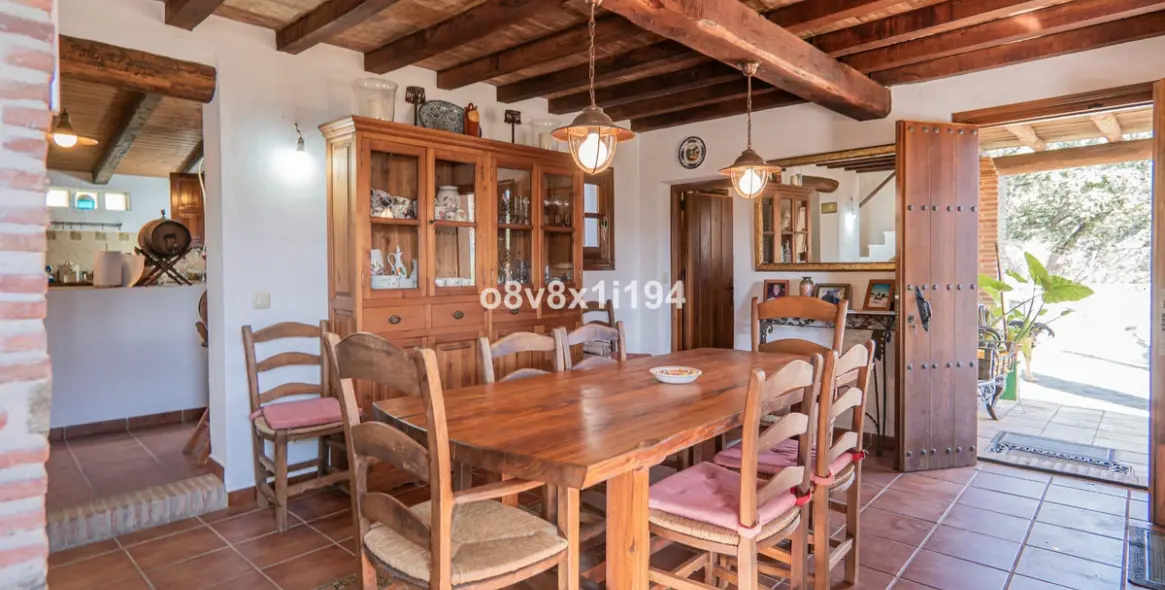 Sale of finca - cortijo in Jubrique 12