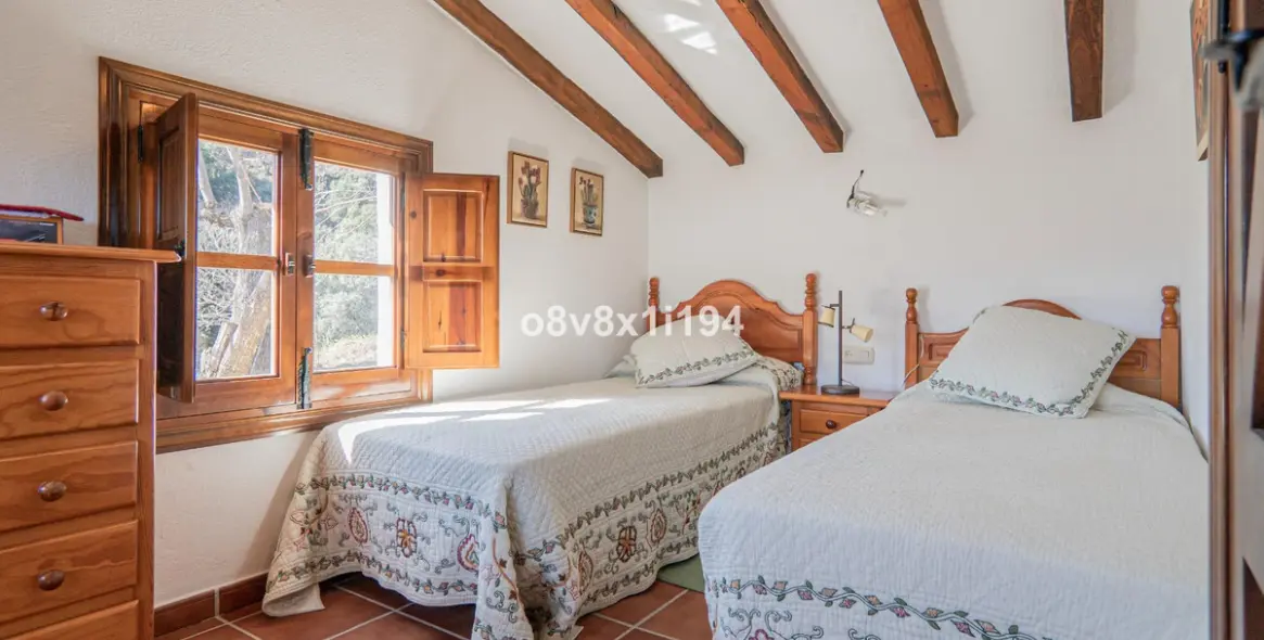 Sale of finca - cortijo in Jubrique 21