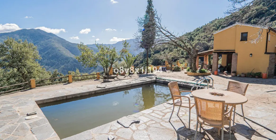 Sale of finca - cortijo in Jubrique 28