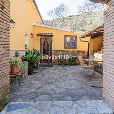 Sale of finca - cortijo in Jubrique