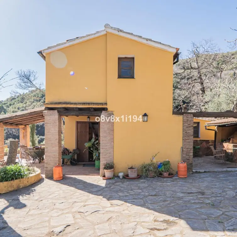 Sale of finca - cortijo in Jubrique