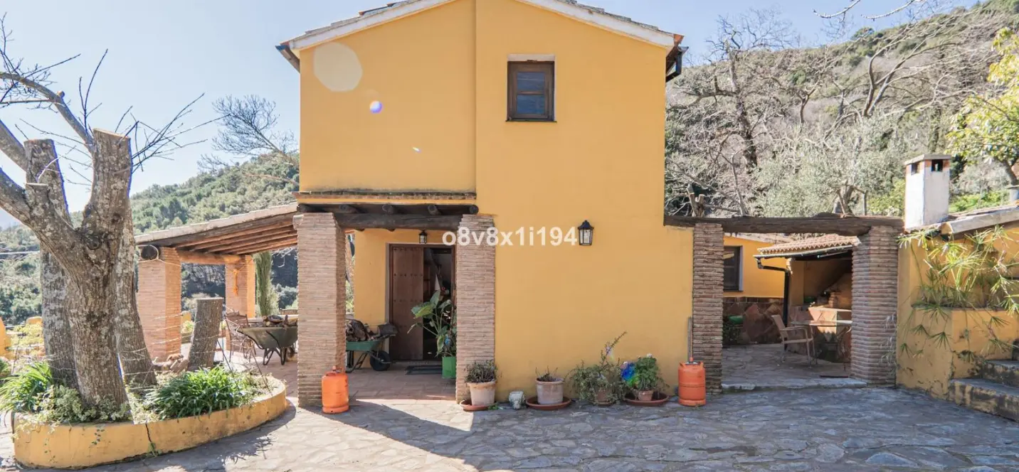Sale of finca - cortijo in Jubrique 3