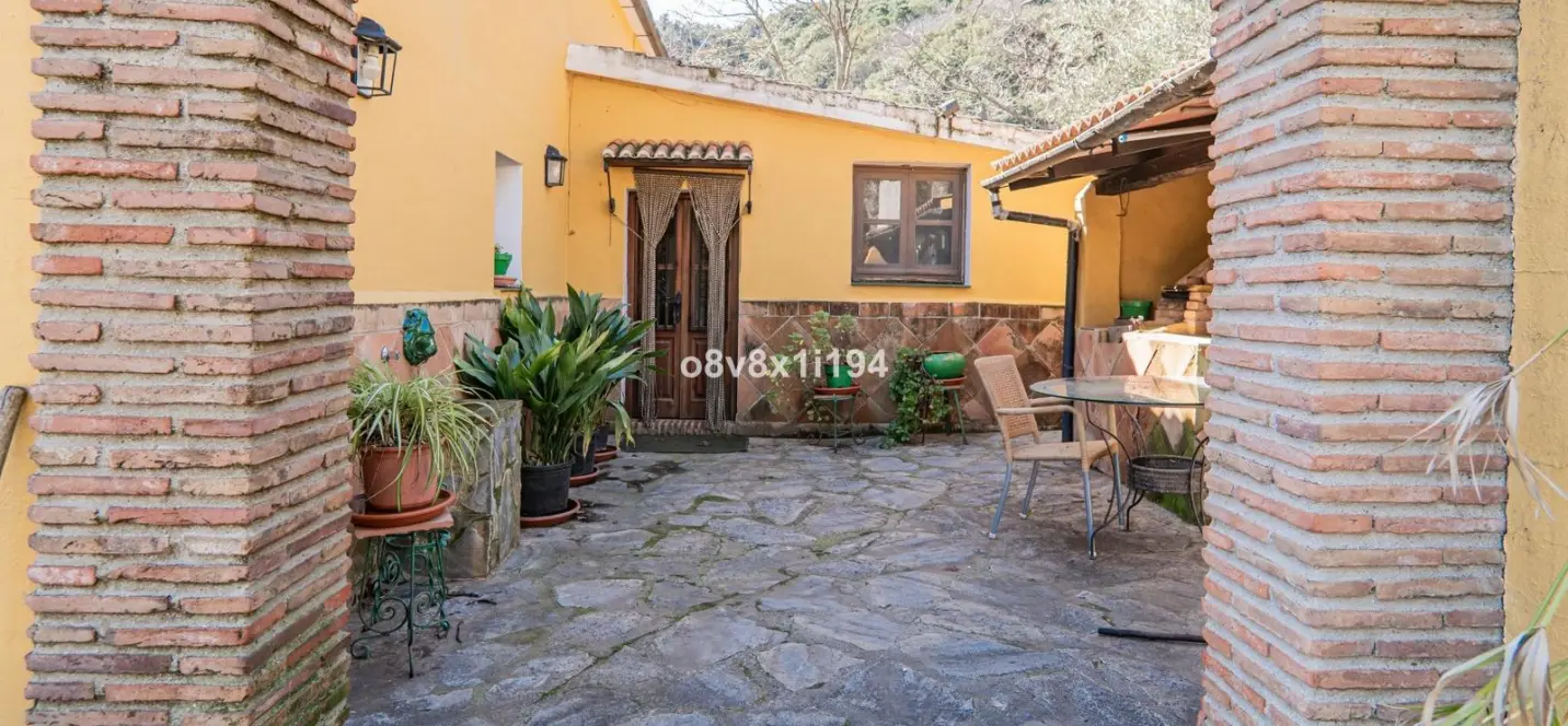 Sale of finca - cortijo in Jubrique 4