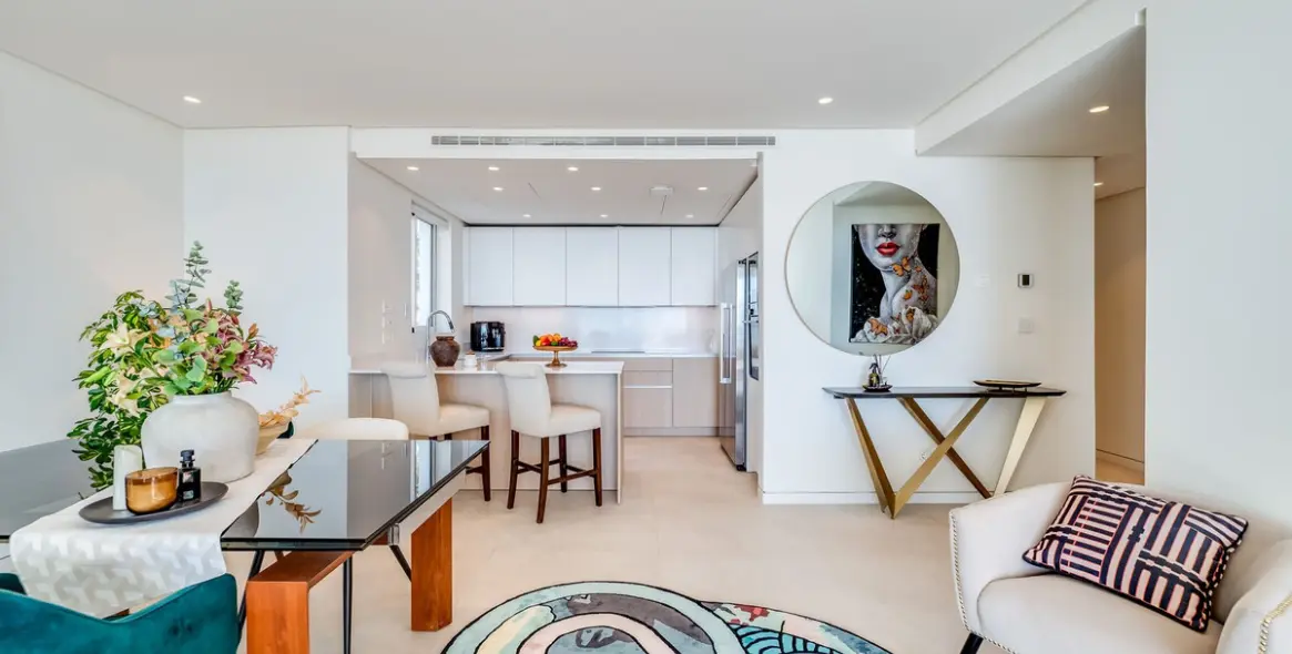 Sale of middle floor apartment in Ojén 18