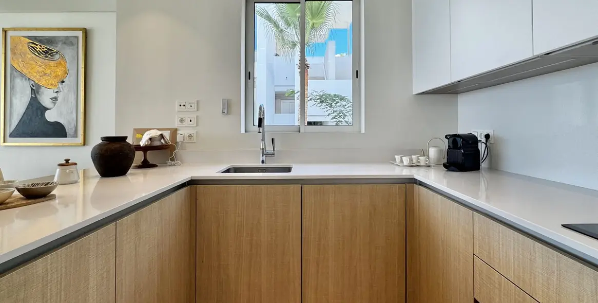 Sale of middle floor apartment in Ojén 20