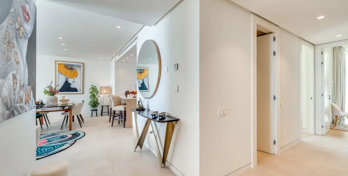 Sale of middle floor apartment in Ojén 25