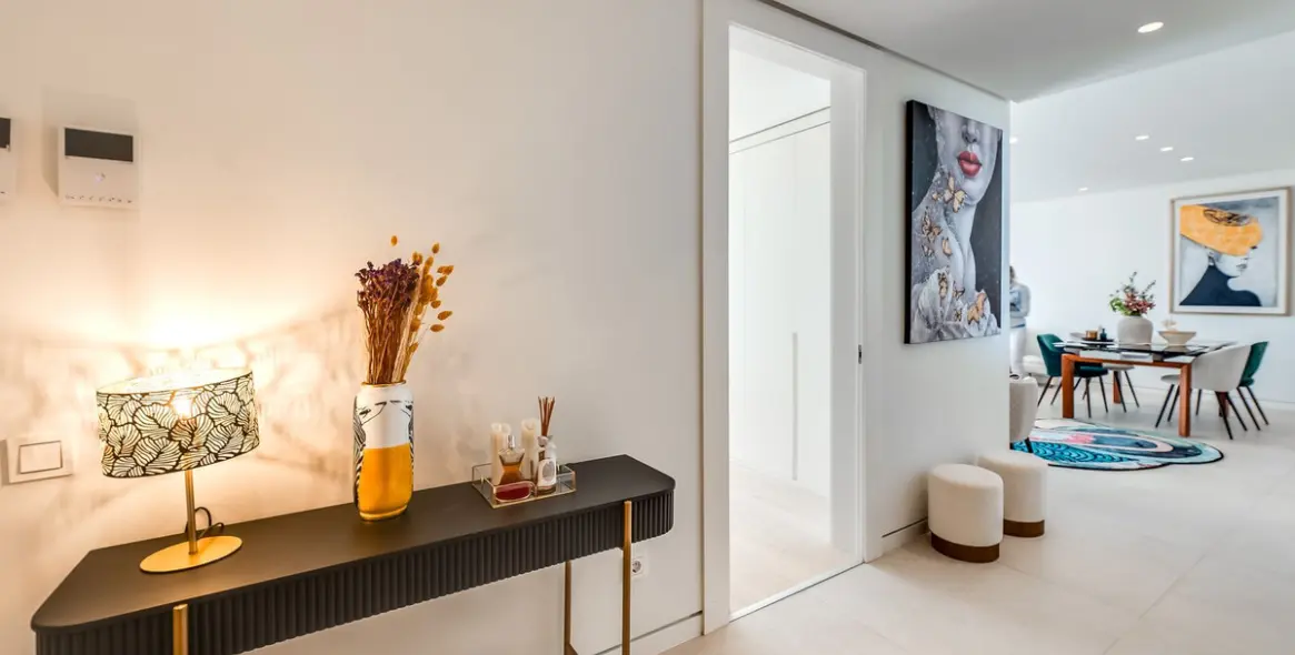 Sale of middle floor apartment in Ojén 26