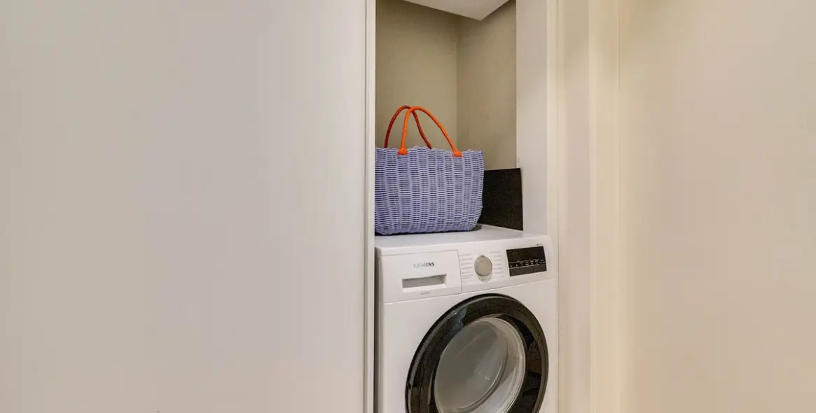 Sale of middle floor apartment in Ojén 46