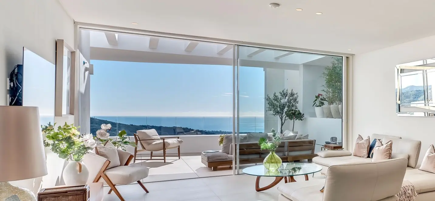 Venta de apartamento en planta media en Ojén 1