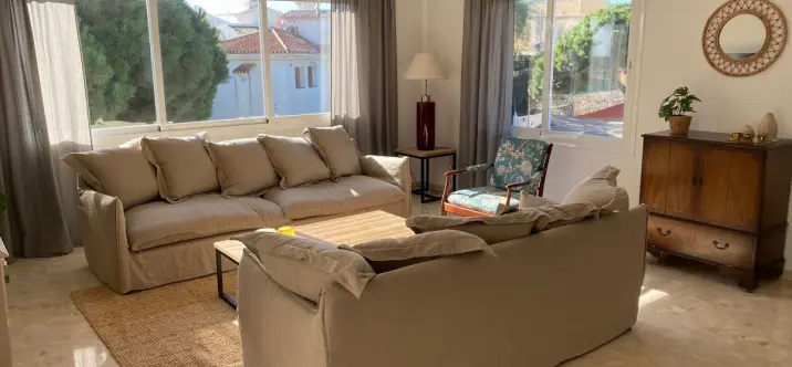 Продажа  отдельно стоящей виллы в Calahonda 2