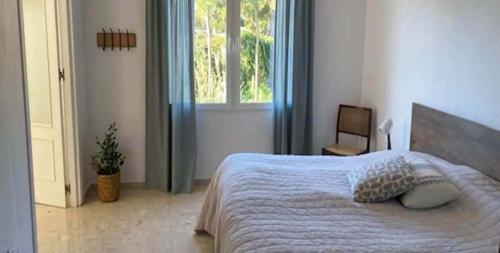 Venta de villa independiente en Calahonda 7