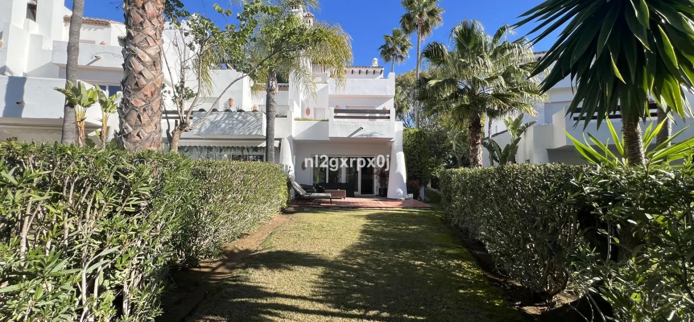 Alquiler a corto plazo de casa pareada en Costalita 1