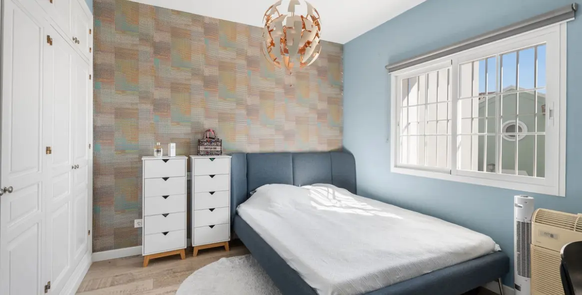 Sale of townhouse in The Golden Mile 9