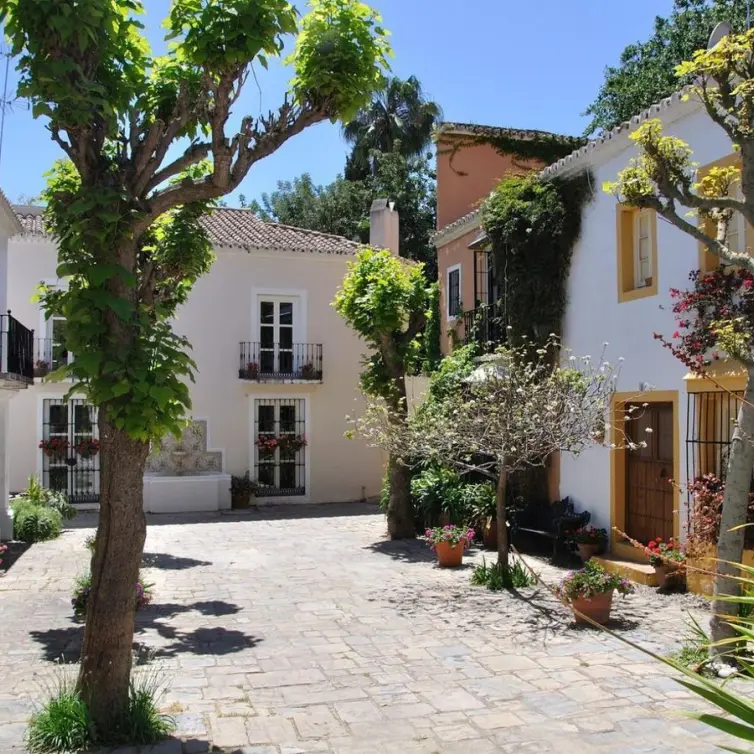 Sale of townhouse in The Golden Mile