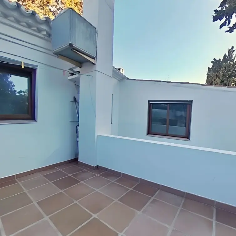 Sale of townhouse in The Golden Mile