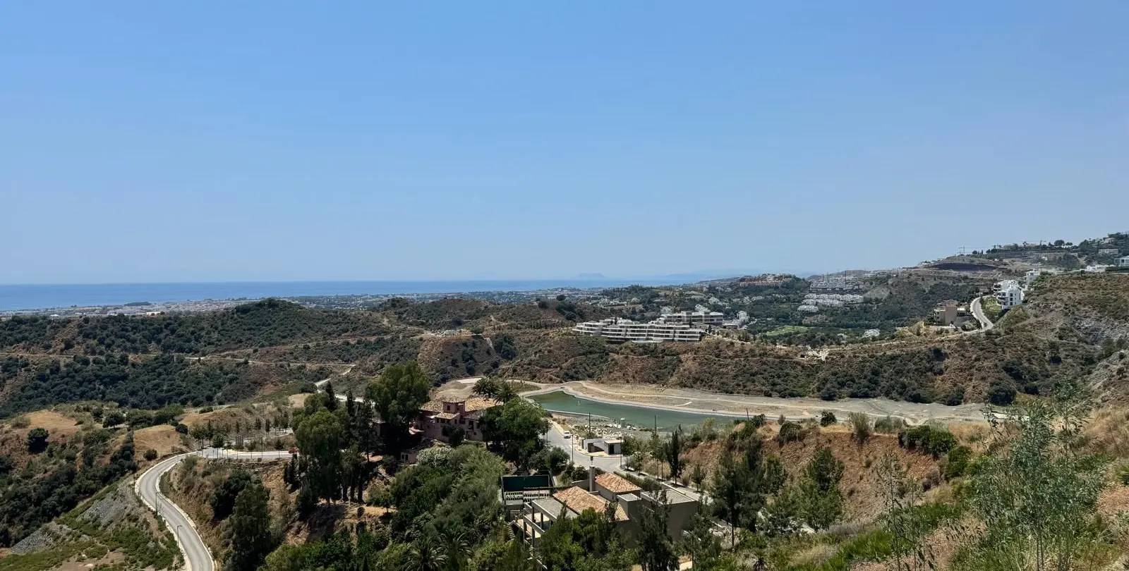 Sale of residential plot in La Quinta 12