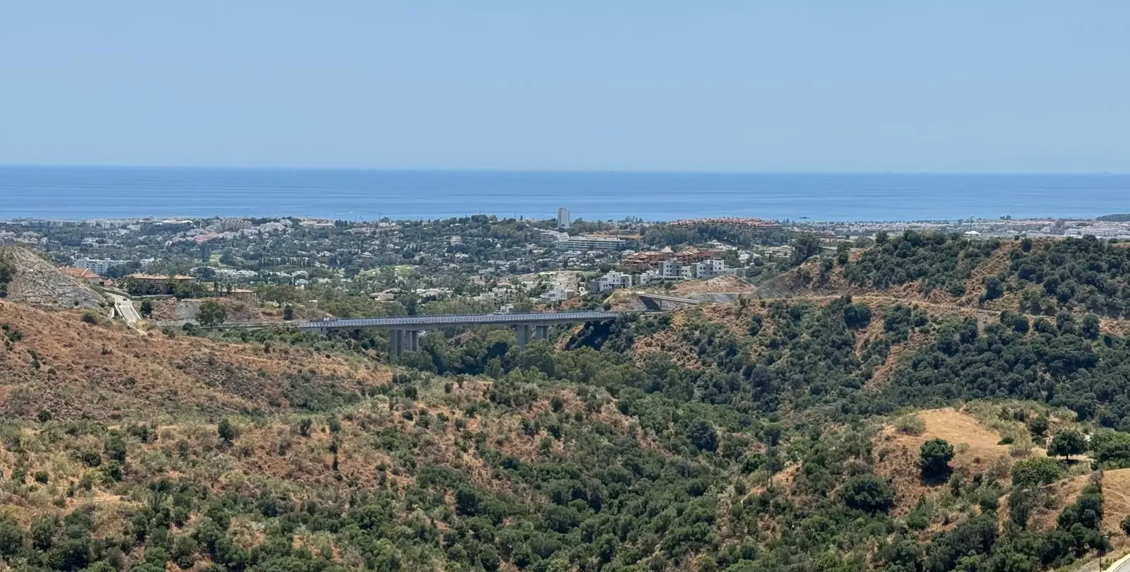 Sale of residential plot in La Quinta 13