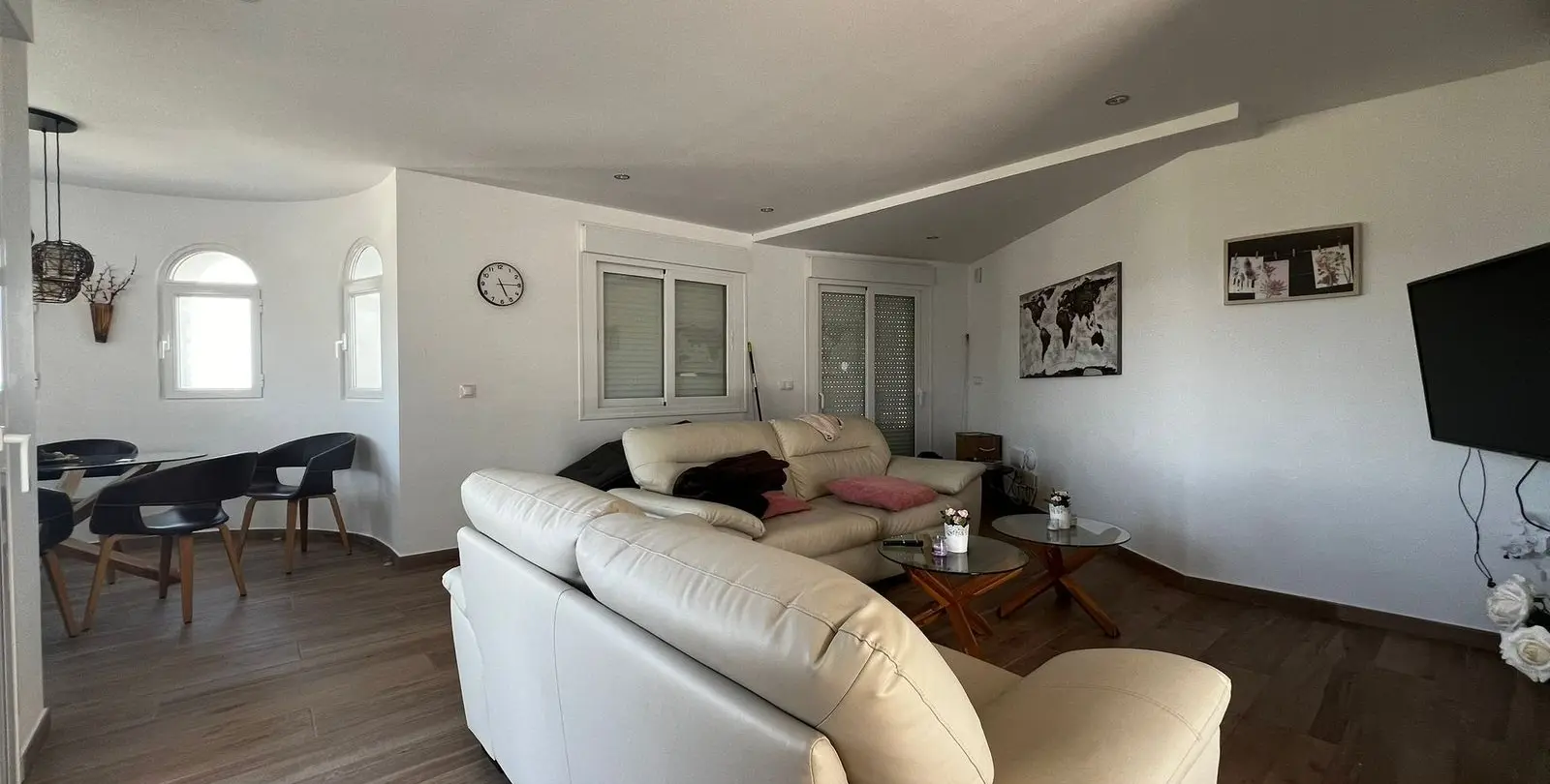 Продажа  отдельно стоящей виллы в Estepona 11
