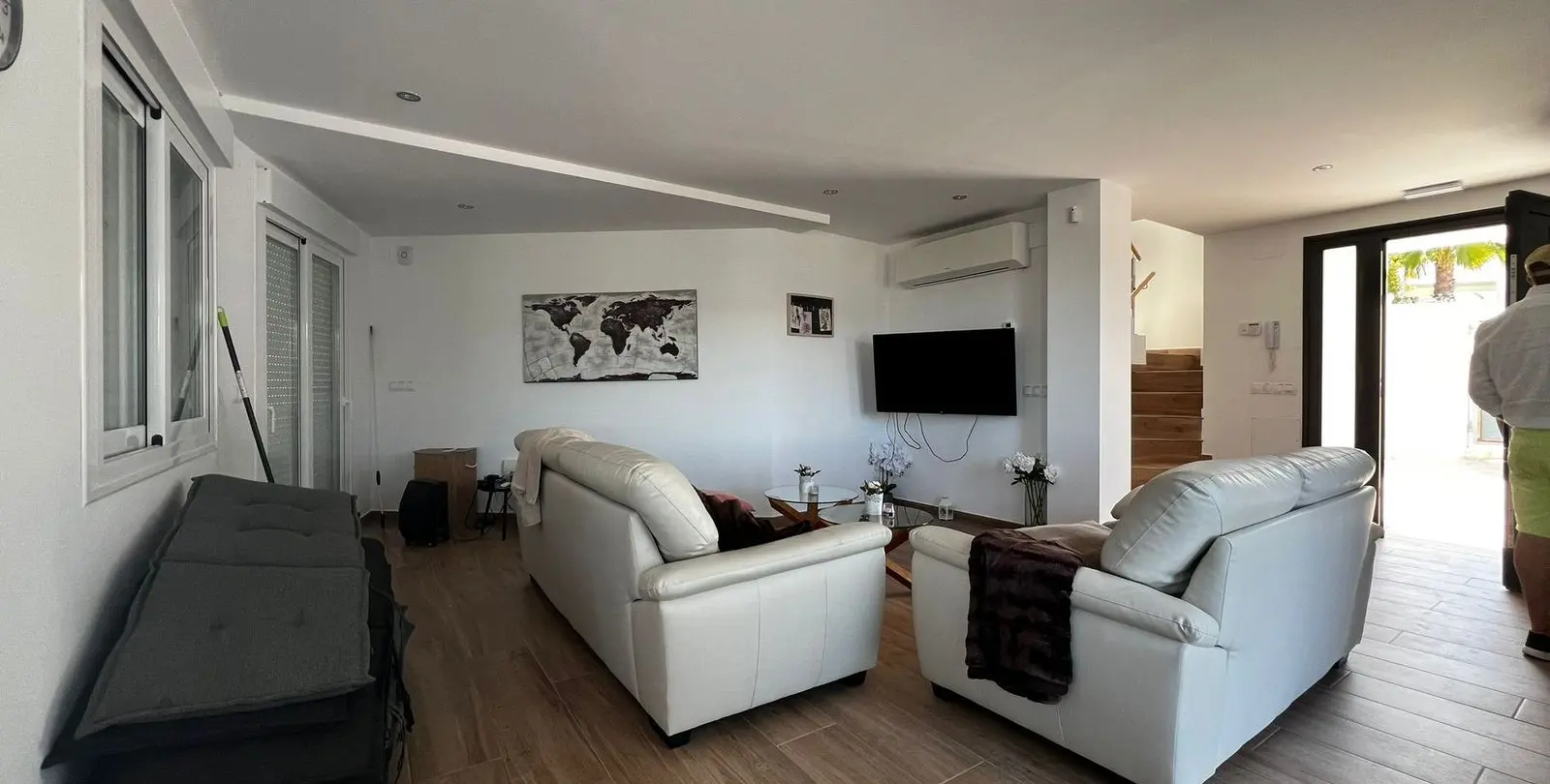 Продажа  отдельно стоящей виллы в Estepona 13