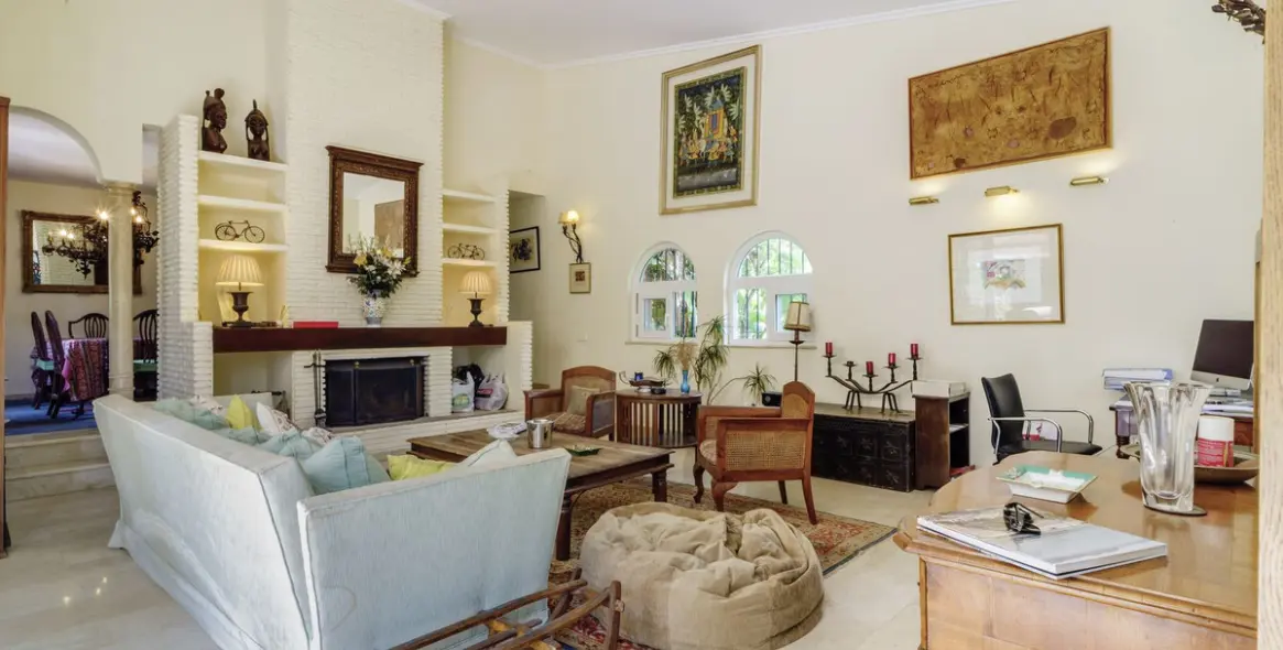 Sale of detached villa in El Rosario 13