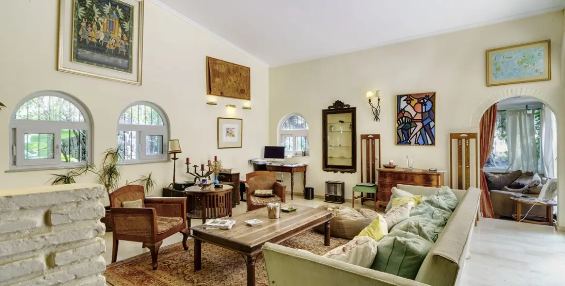 Sale of detached villa in El Rosario 19