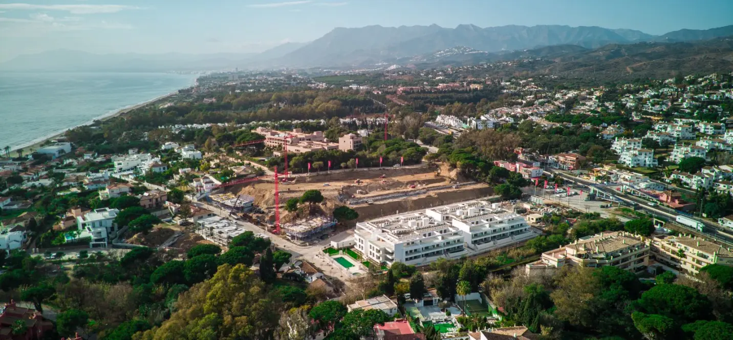 Продажа дома на две семьи в Marbella 0