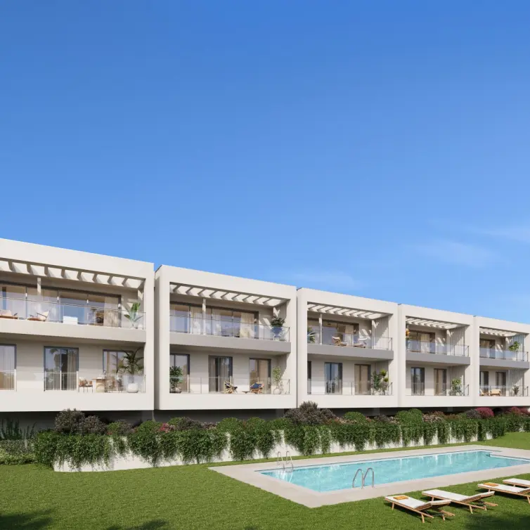 Продажа дома на две семьи в Marbella