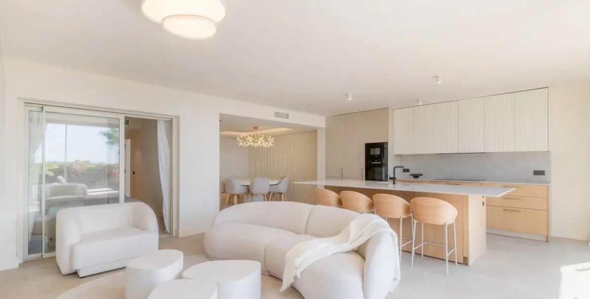 Sale of ground floor apartment in Nueva Andalucía (district Nueva Andalucía) 7