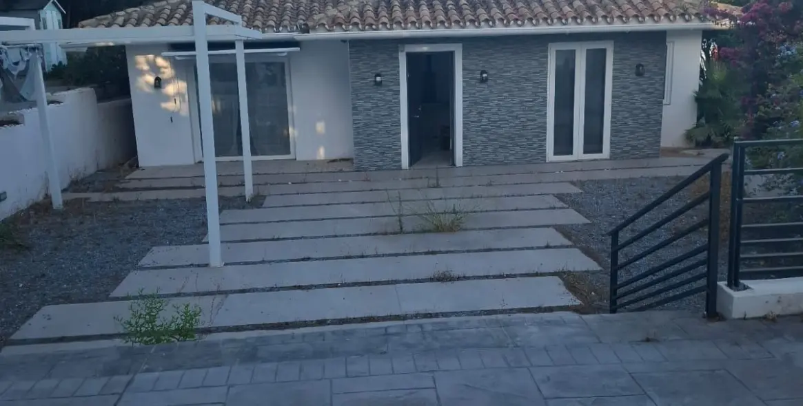 Sale of detached villa in Benalmadena 1