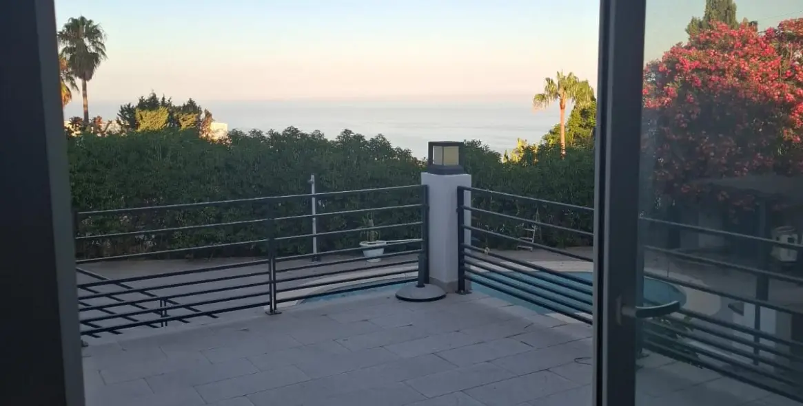 Sale of detached villa in Benalmadena 31