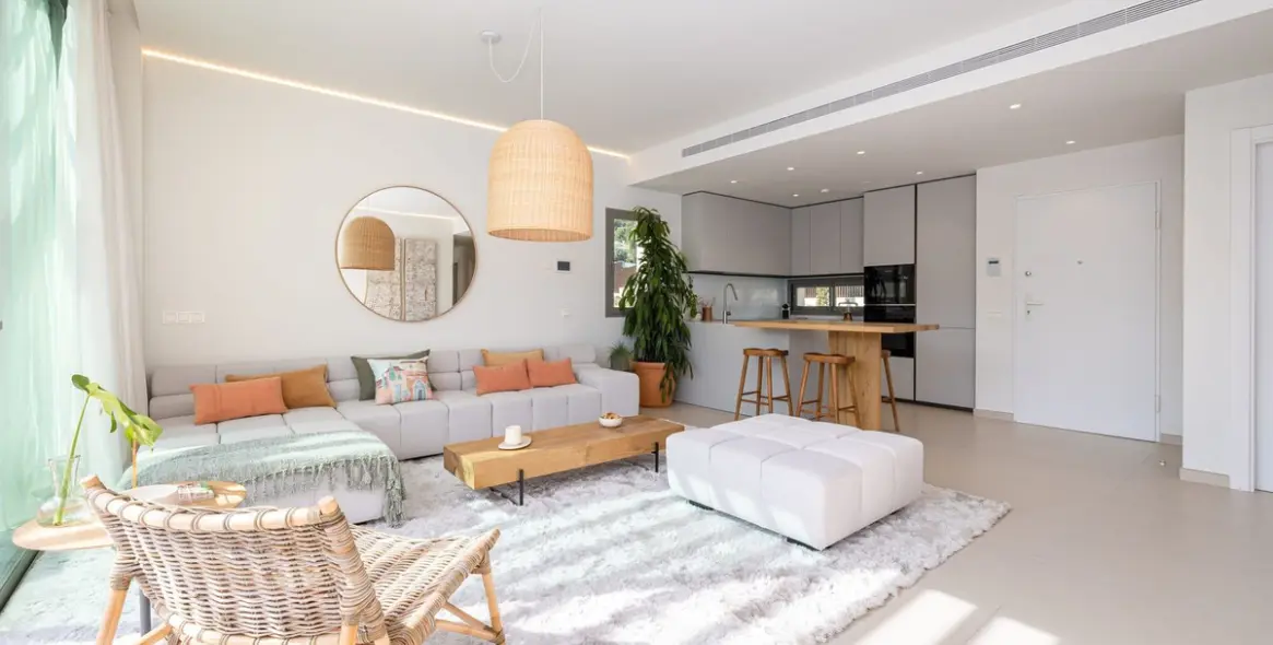 Sale of penthouse in Fuengirola (district Higueron) 2