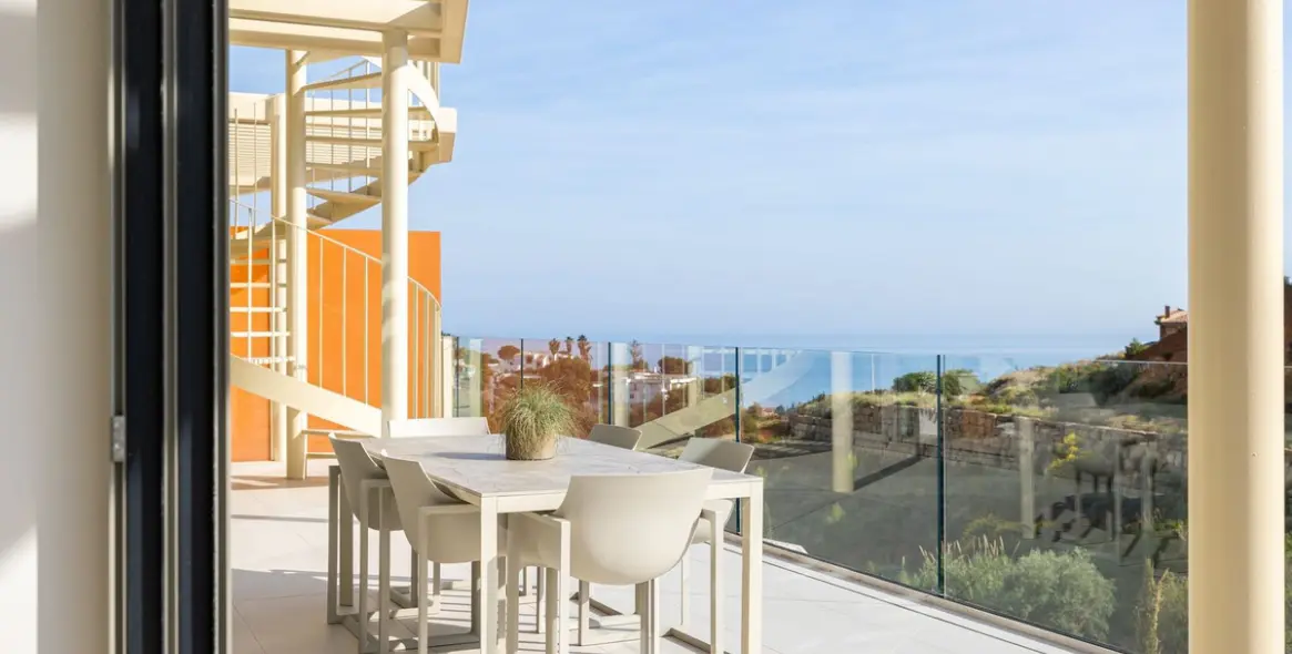 Sale of penthouse in Fuengirola (district Higueron) 8