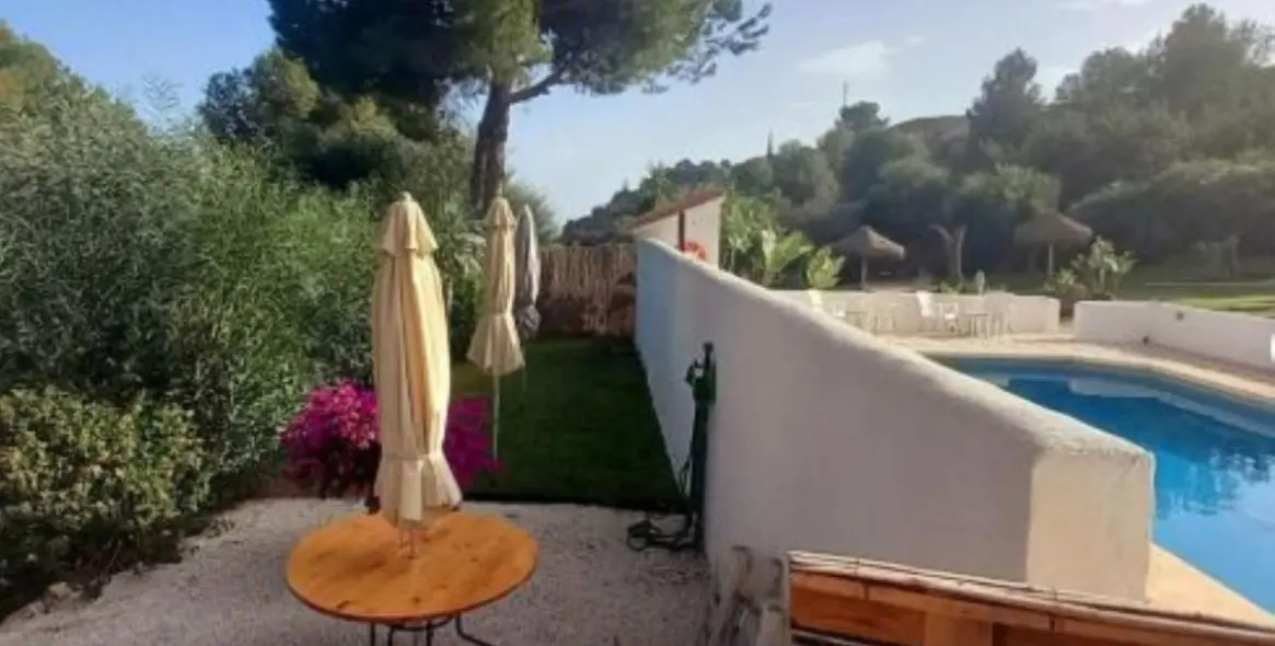 Продажа  отдельно стоящей виллы в Mijas 11