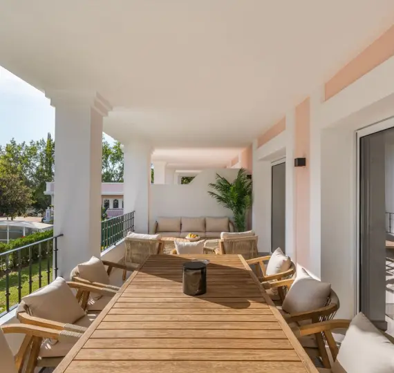 Venta de ático dúplex en Nueva Andalucía