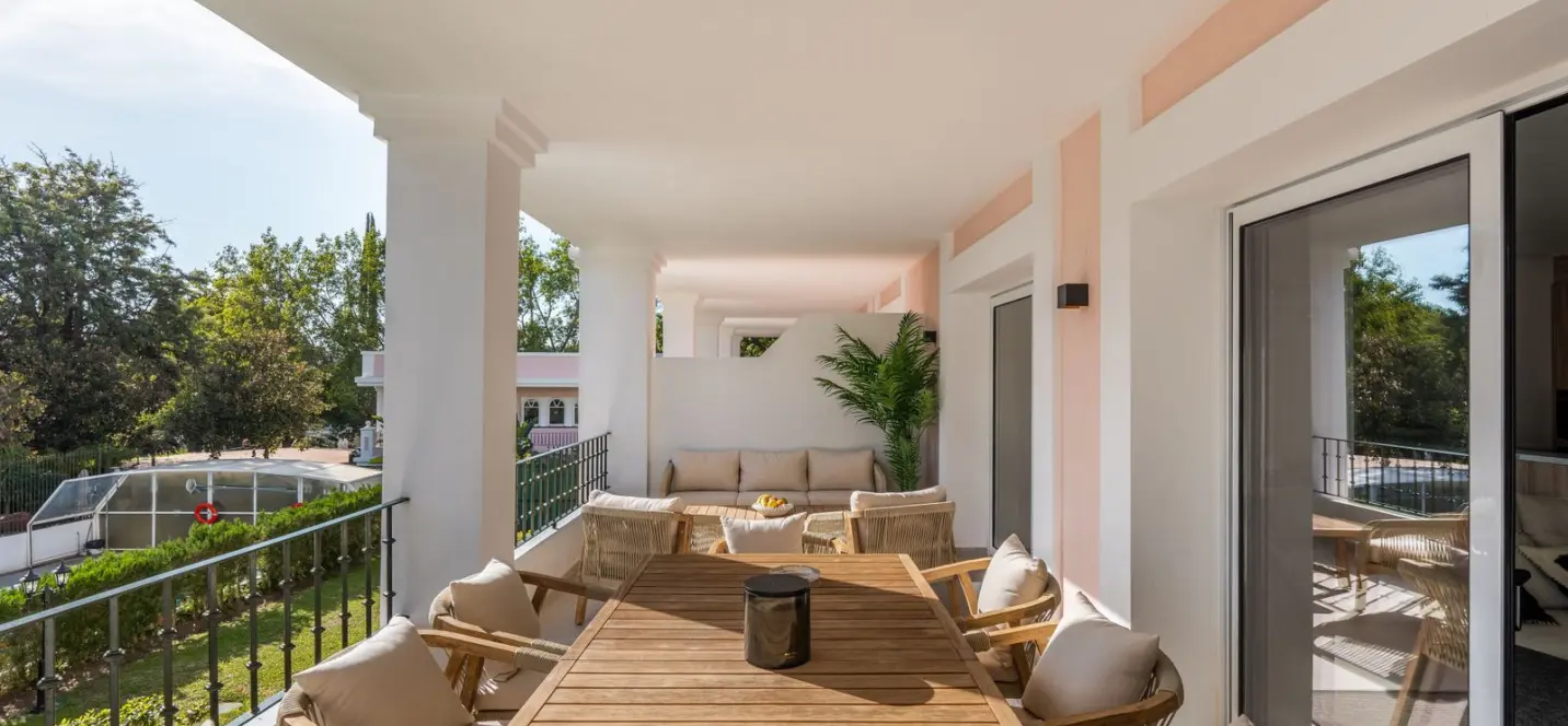 Venta de ático dúplex en Nueva Andalucía 2