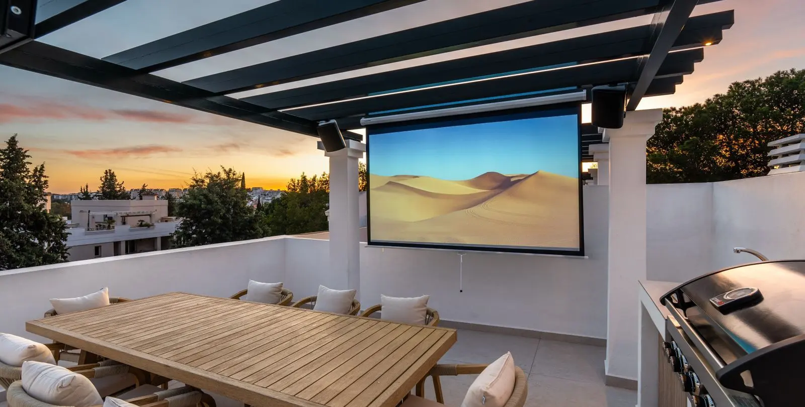Sale of penthouse duplex in Nueva Andalucía 7