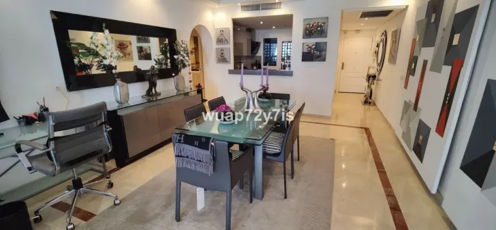 Продажа апартаментов на первом этаже в Puerto Banús 2