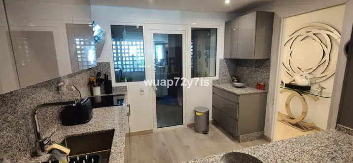 Продажа апартаментов на первом этаже в Puerto Banús 4