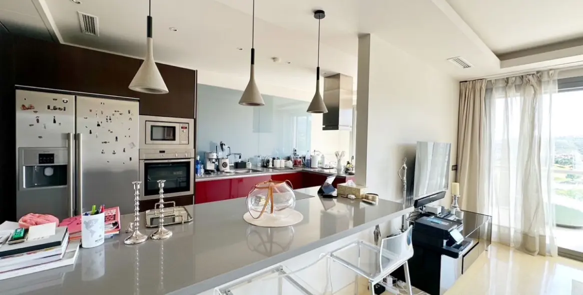 Sale of penthouse duplex in Los Arqueros 12