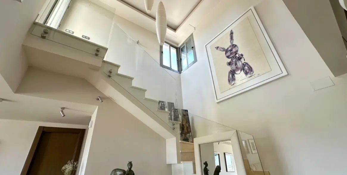 Sale of penthouse duplex in Los Arqueros 14