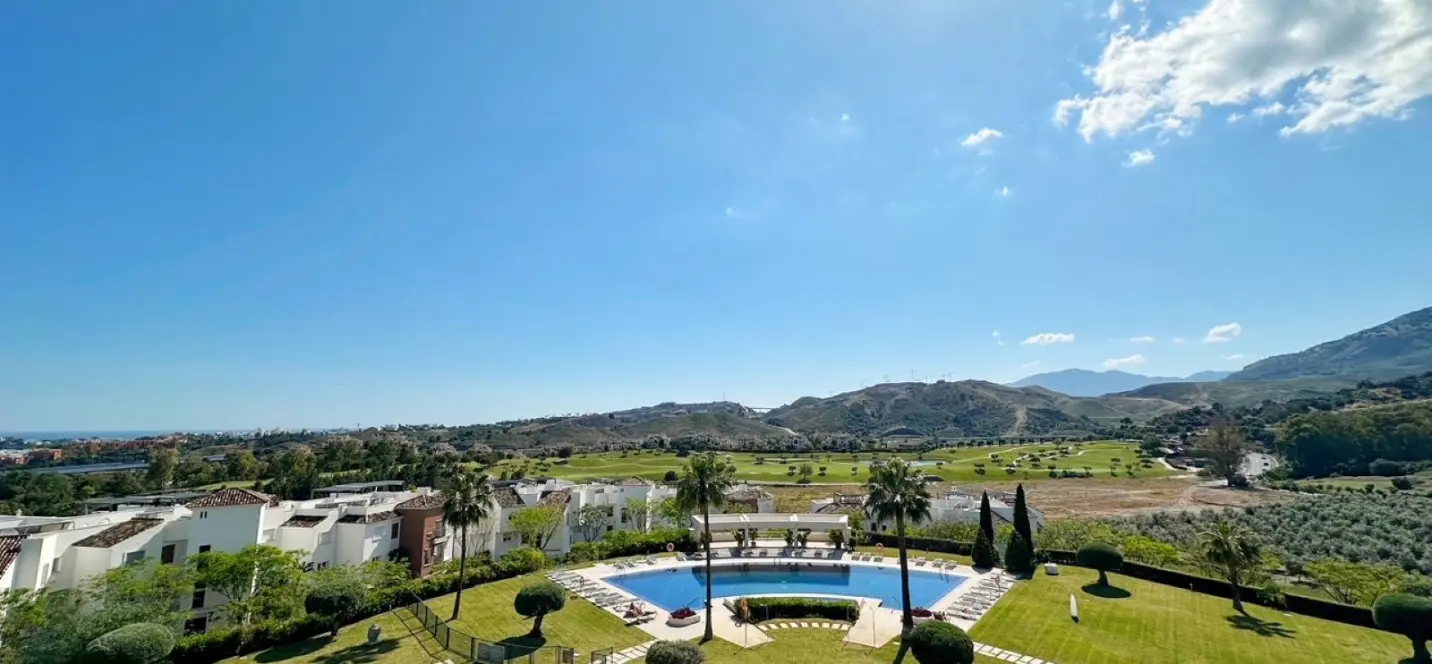 Sale of penthouse duplex in Los Arqueros 0