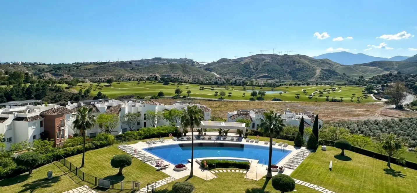 Sale of penthouse duplex in Los Arqueros 1