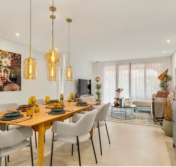 Ground floor apartment R4569928