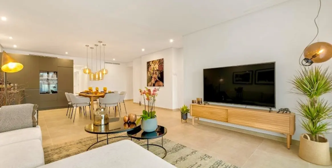 Sale of ground floor apartment in Estepona (district Estepona) 4