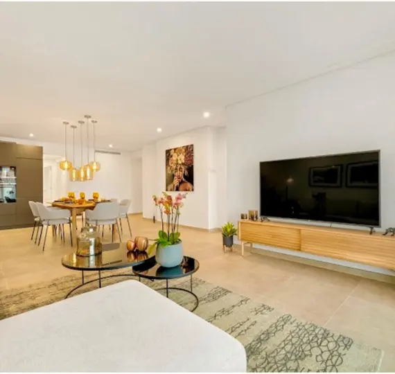 Ground floor apartment R4569928