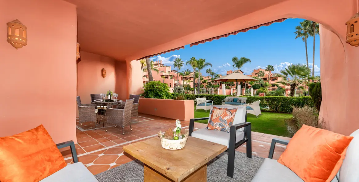 Sale of ground floor apartment in Estepona (district Estepona) 6