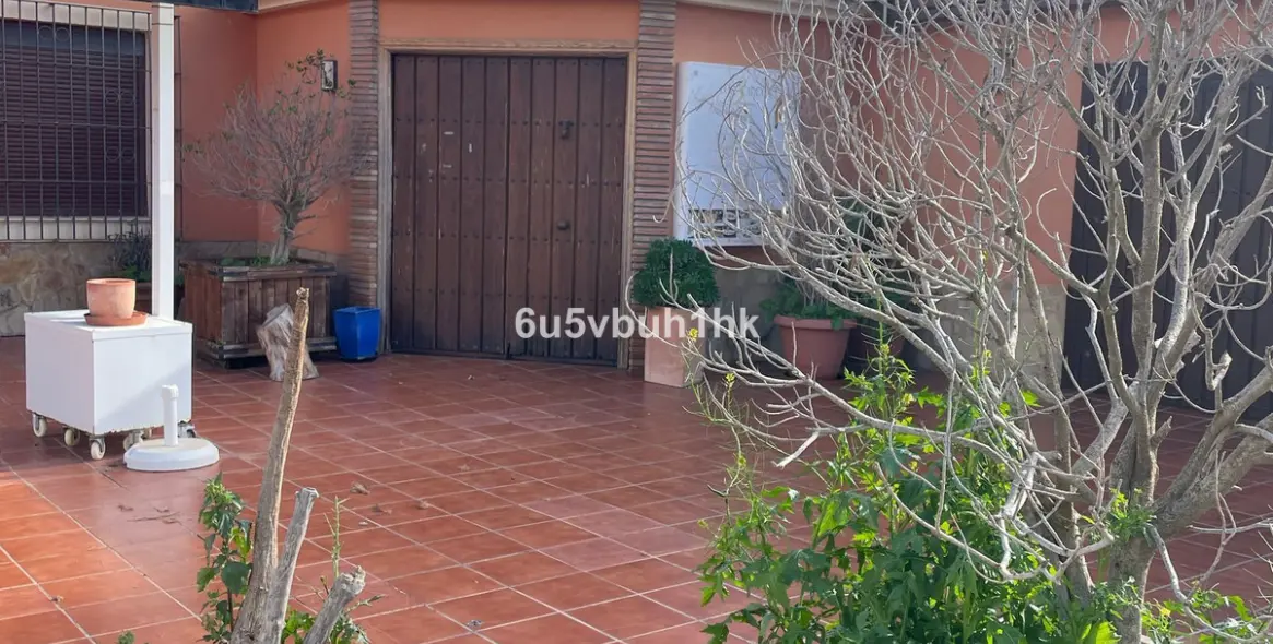 Sale of restaurant in Malaga - Ciudad Jardin 25