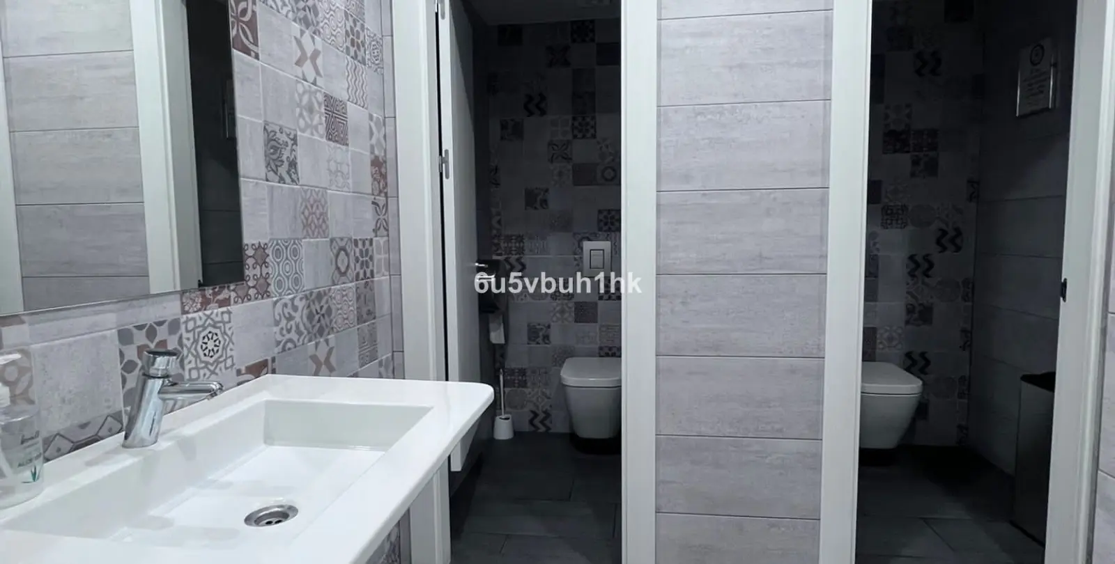 Sale of restaurant in Malaga - Ciudad Jardin 23