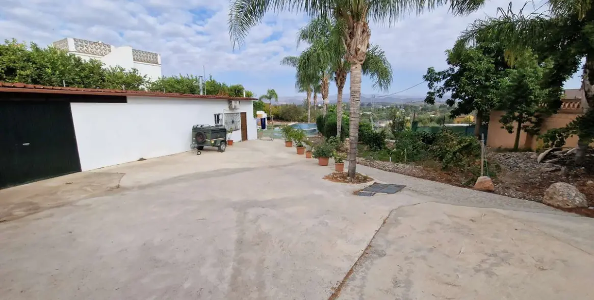 Sale of finca - cortijo in Alhaurín de la Torre 30